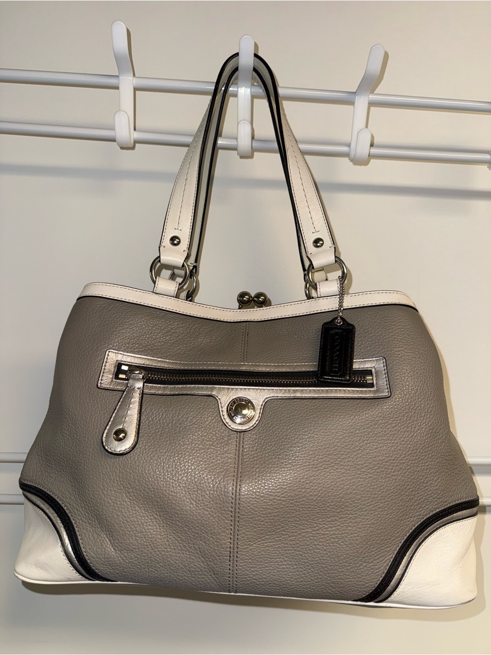 Coach Laura Spectator Pebbled Leather Kisslock Tote F15145